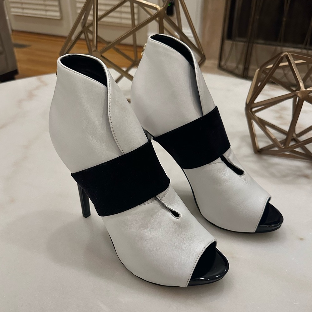 Guess Open Toe Bootie